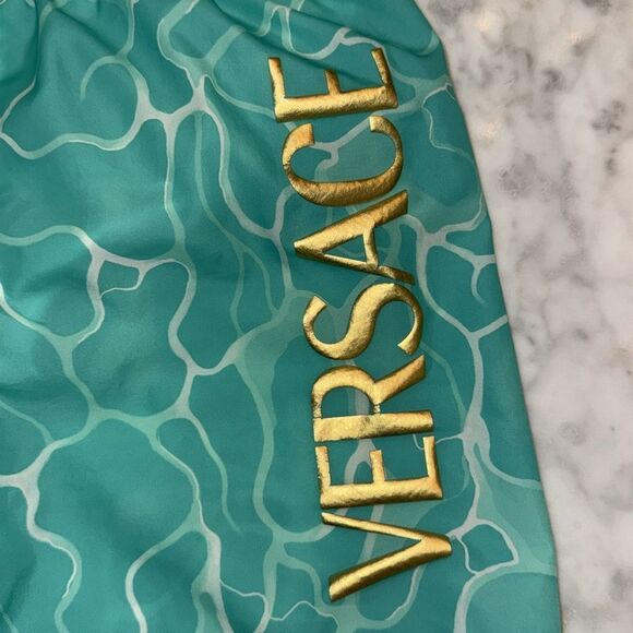 VERSACE BOYS SWIM TRUNKS 4A - Picture 2 of 6